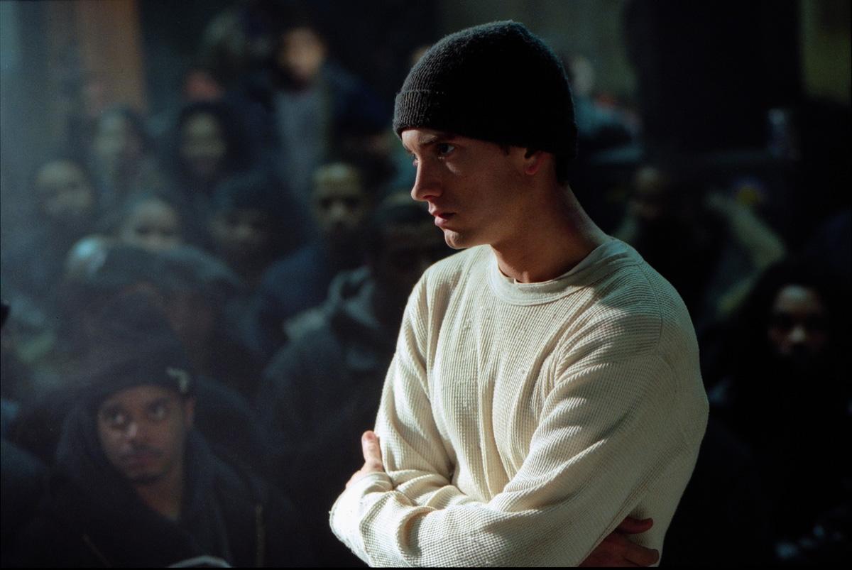 Eminem bättläämässä lavalla 8 Mile -elokuvassa.