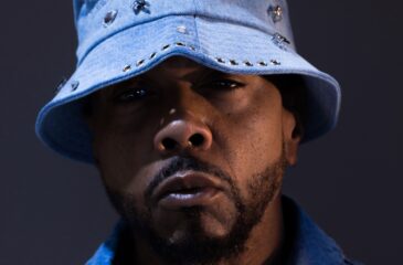 Timbaland hattu päässä. Timbaland ensimmäistä kertaa Suomeen.