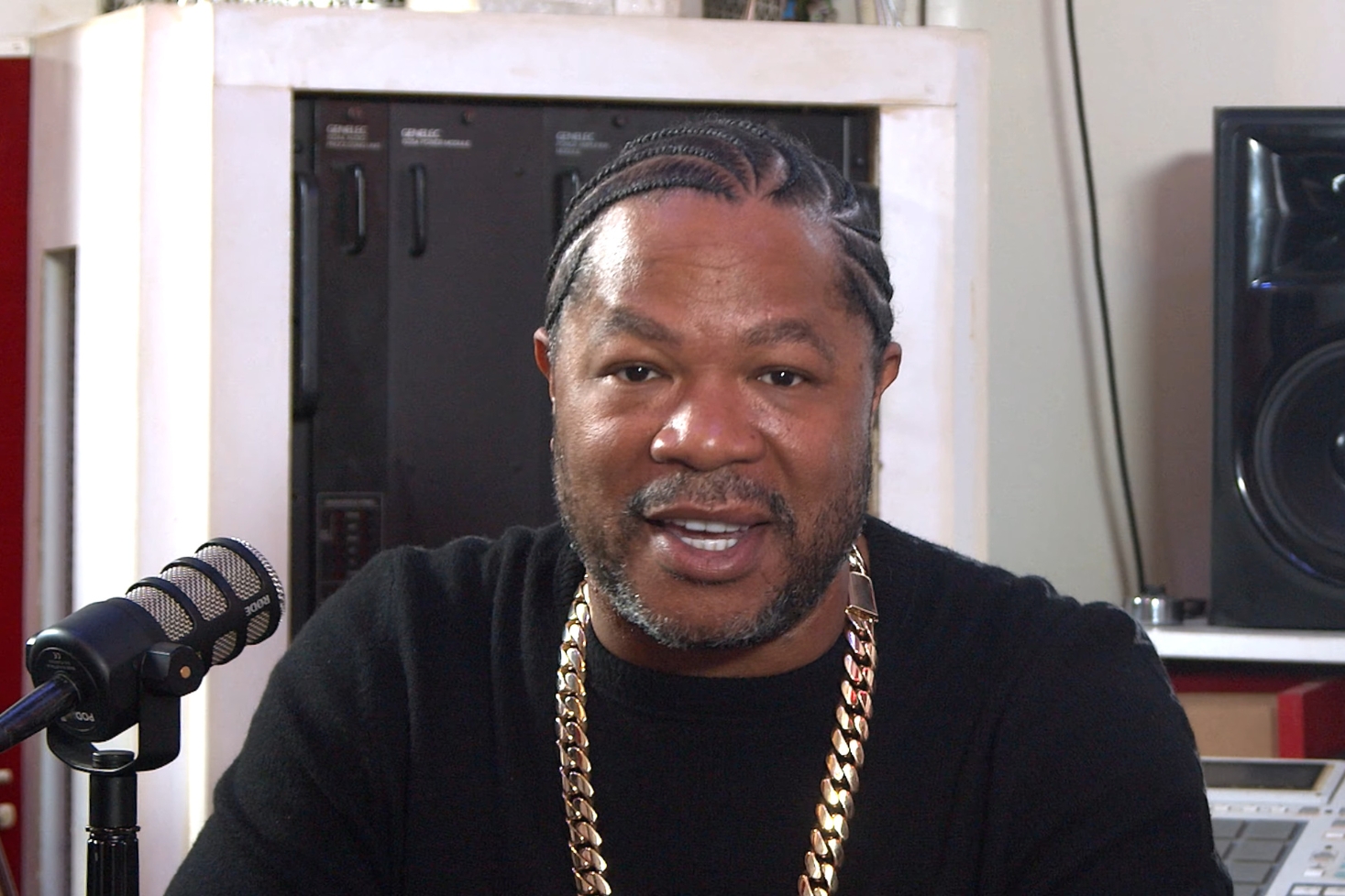 Xzibit mikin edessä. Xzibit paljastaa Dr. Dren tuotantosalaisuudet!