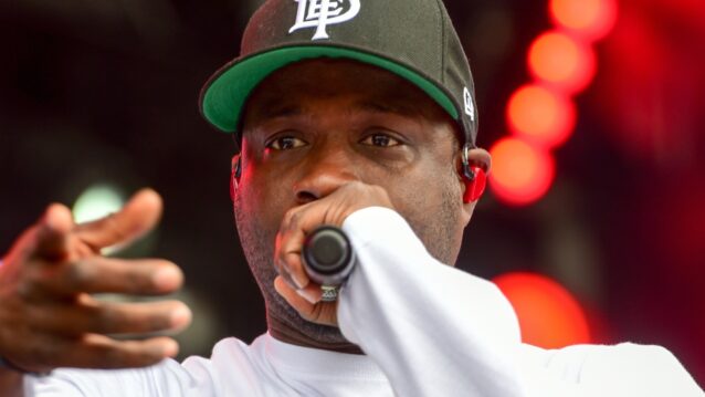 Jay Rock mikissä. Jay Rock pidätettiin Los Angelesissa!