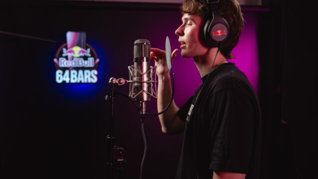 ibe mikin edessä. Ibe mukana Red Bull 64 Bars -konseptissa!