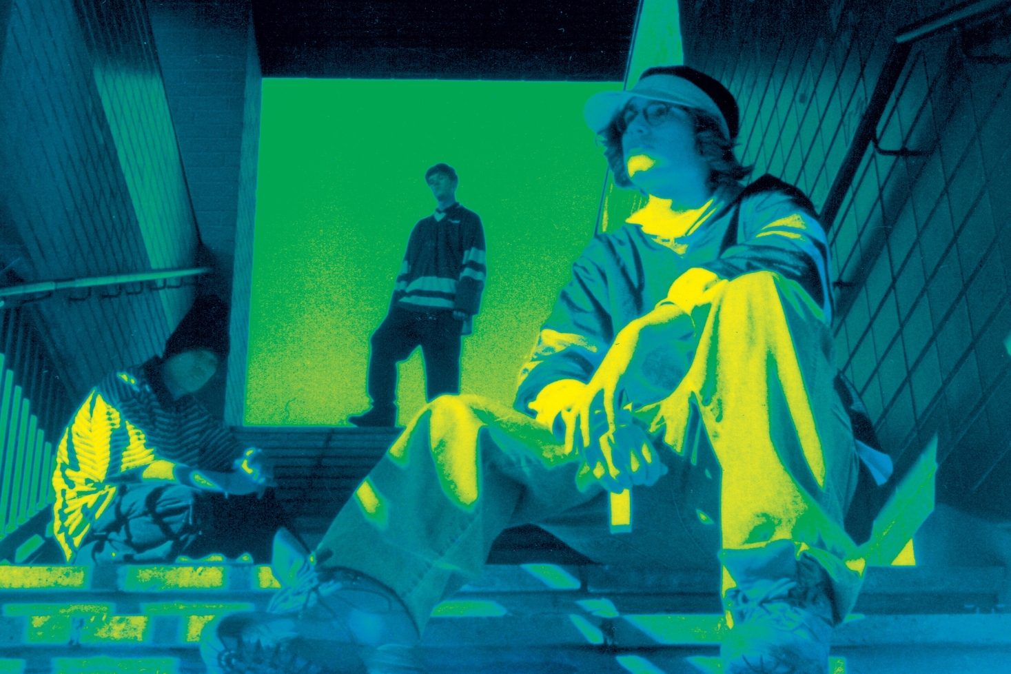 Blue byroads -albumin artikkelikuvassa Ceebrolistics