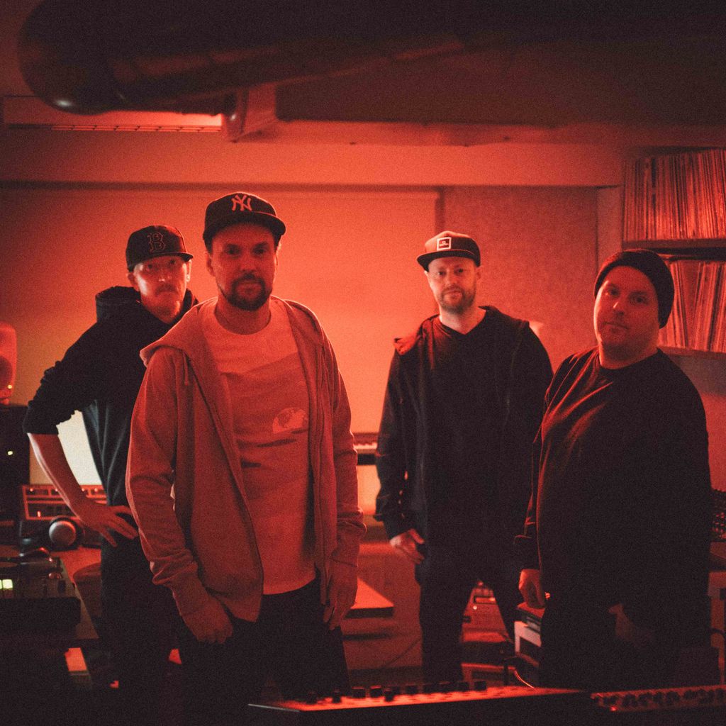 Recluse Crewin jäsenet. Mood Monarch debytoi!