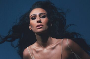 Sara Siipola Haluun elää -pressikuvassa