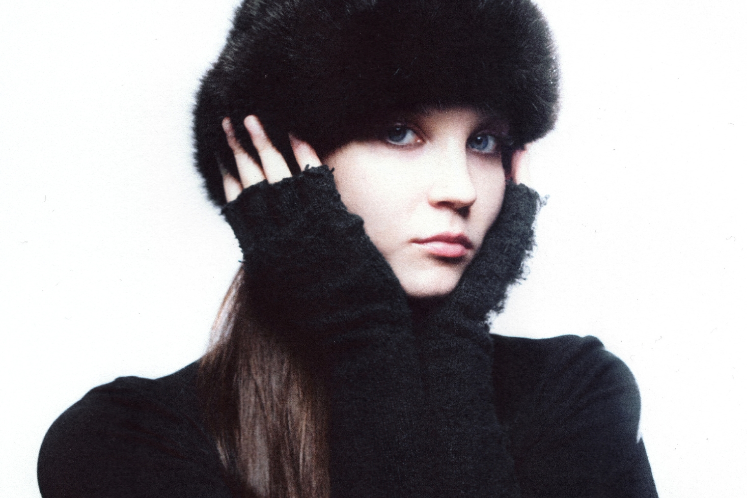 Kuka on Louna0nline?