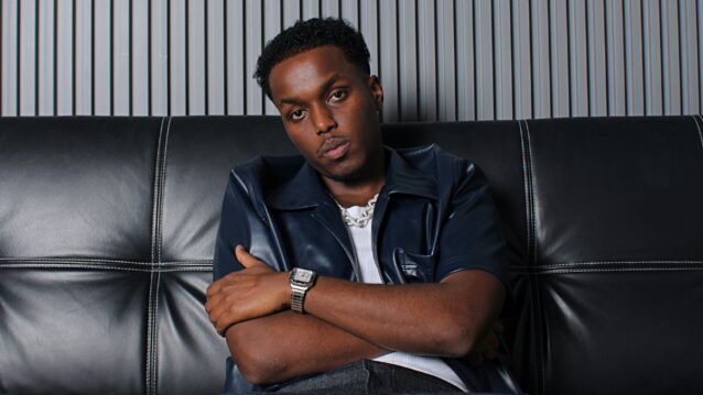 Pöydät kääntyy, ja Shrty istuu päässä