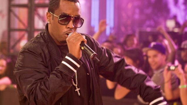 Diddy esiintymässä. Diddy suunnittelee opetuskiertuetta!