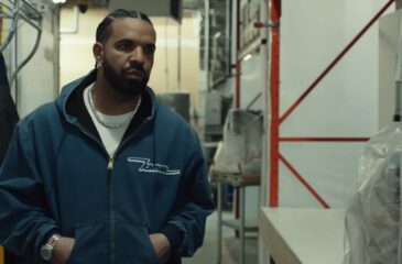 Drake Iceman-huppari päällä