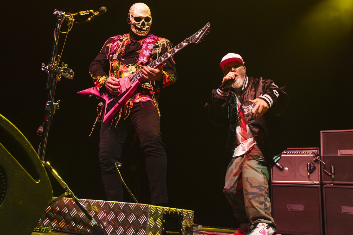 Limp Bizkit lavalla. Limp Bizkit avaa Euroopan-kiertueensa Virossa!