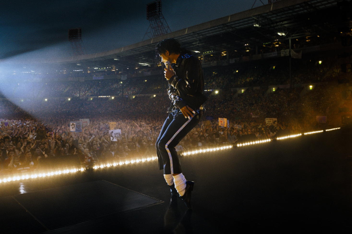 Michael-trailerin kuvakaappaus