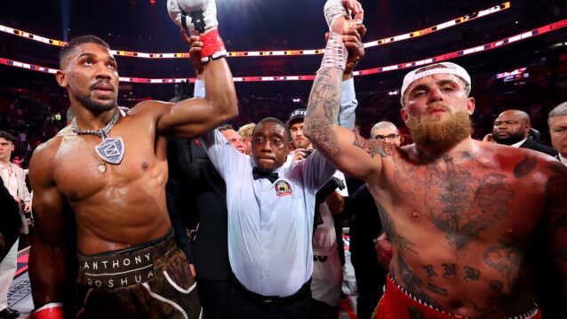 Anthony Joshua ja Jake Paul kehässä. Drake hävisi massiivisen rahasumman!