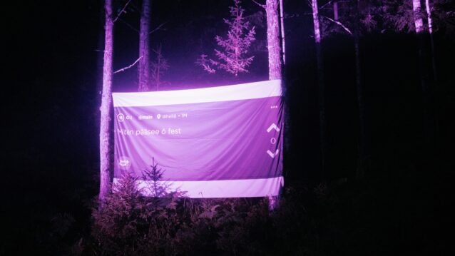 Ö Fest -mainoskyltti. Vallan keskittyminen puhuttaa!