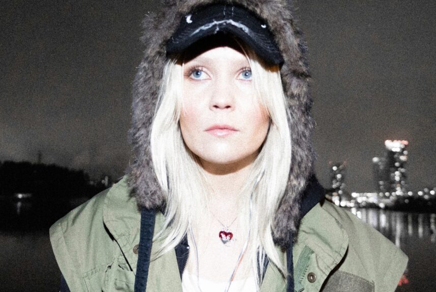 Efka Crush kuvattuna promokuvassa. Haastattelussa Efka Crush!