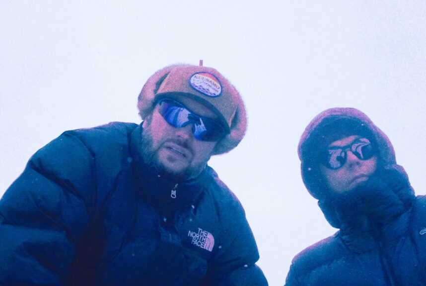 Kalle Kinos ja Tiedemies Kalev4cation-albumin promokuvassa.