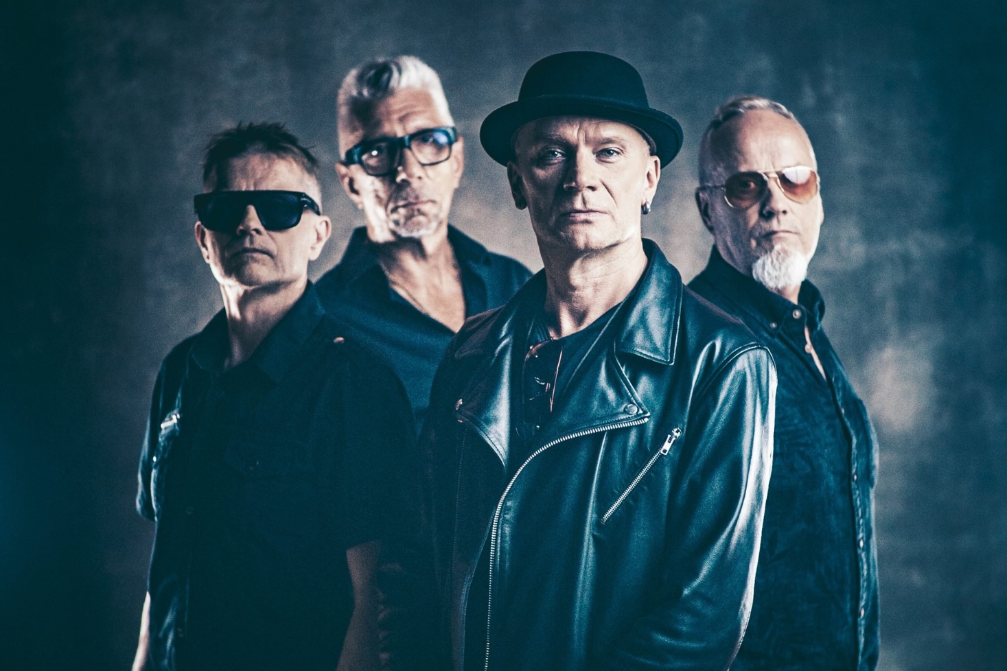 Neljä Ruusua -yhtyeen jäsenet