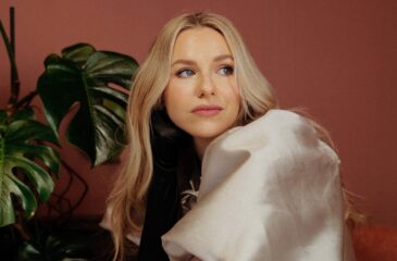 Ilta x Jokaisen hymyn takana