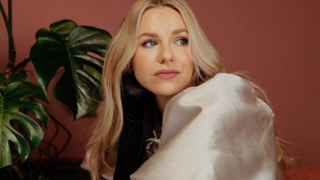 Ilta x Jokaisen hymyn takana