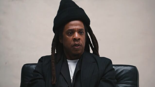 Jay-Z haastattelussa. Jay-Z avautuu raiskaussyytteistä!