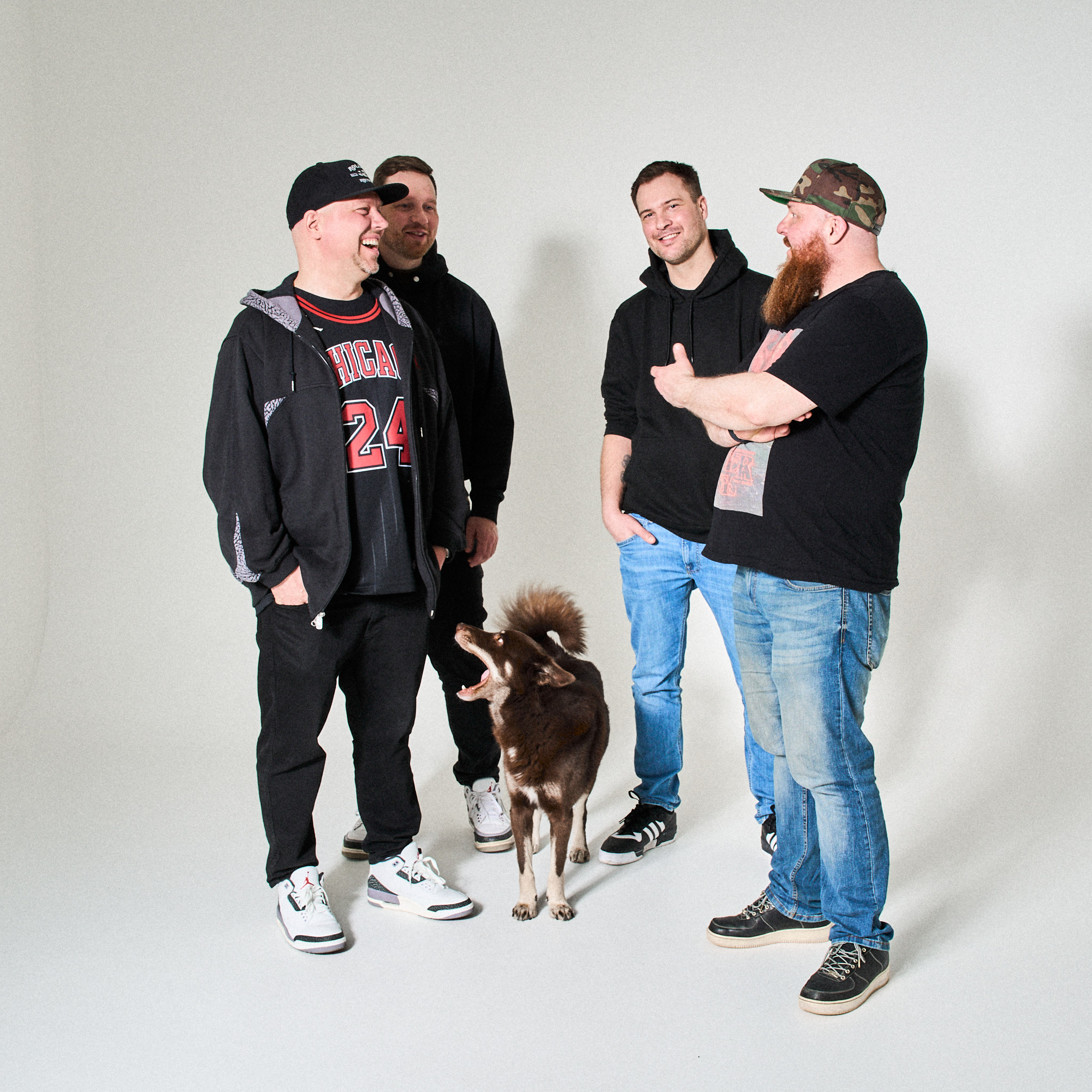 Voittajafiilis-yhtyeen jäsenet