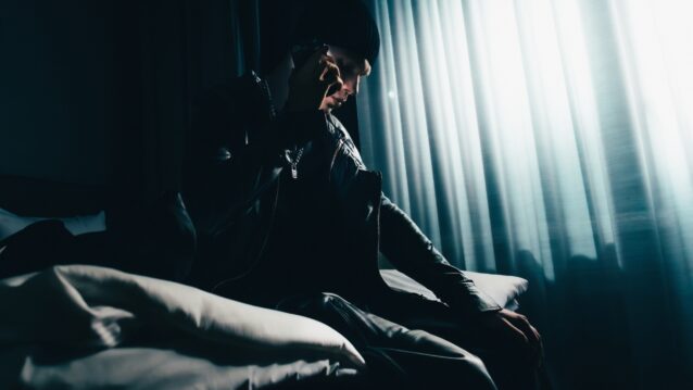 Axel Kala ja Ares Tyhjää-singlellä