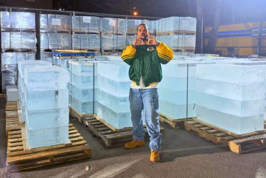 Drake jäälohkareiden edessä. Iceman-albumin julkaisupäivä on vihdoin selvillä!