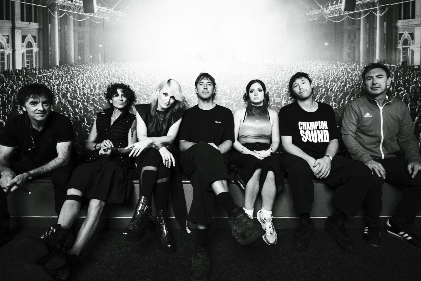 Faithless palaa Suomeen