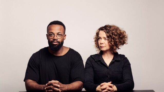 Jesse Markinin kirja Käärmeitä ja perhosia -promokuvassa Jesse Markin ja Elina Westinen