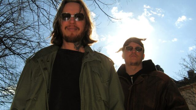 Shakkii Mikä diili? -singlen promokuvassa