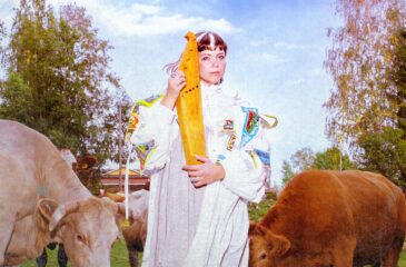 Vesta Suomi soimaan -albumin promokuvassa