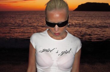 martta Girl's Girl -singlen promokuvassa