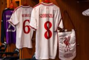 Liverpoolin uusi vieraspaita.