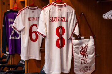 Liverpoolin uusi vieraspaita.