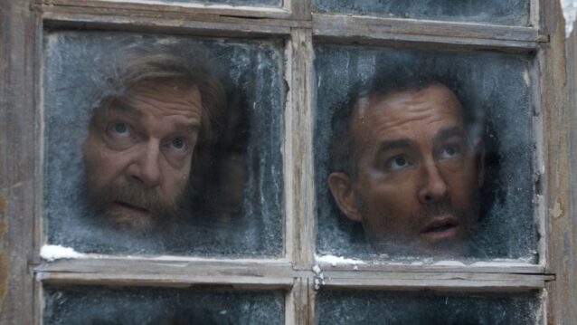 Mayday-elokuvan promokuvassa Ryan Reynolds ja Kenneth Branagh