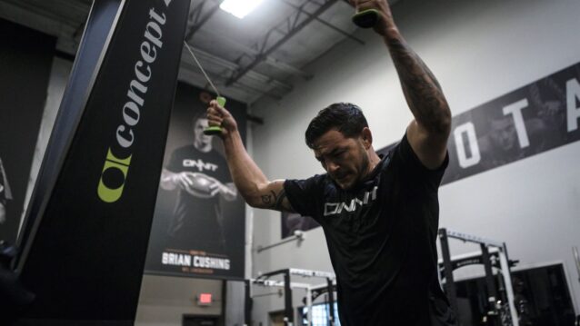 Cub Swanson vastasi Jonah Hillin uhoon
