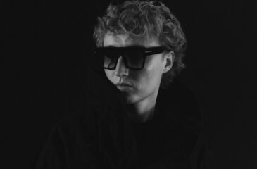 Vihjasiko Isac Elliot tulevasta isyydestään jo helmikuussa?