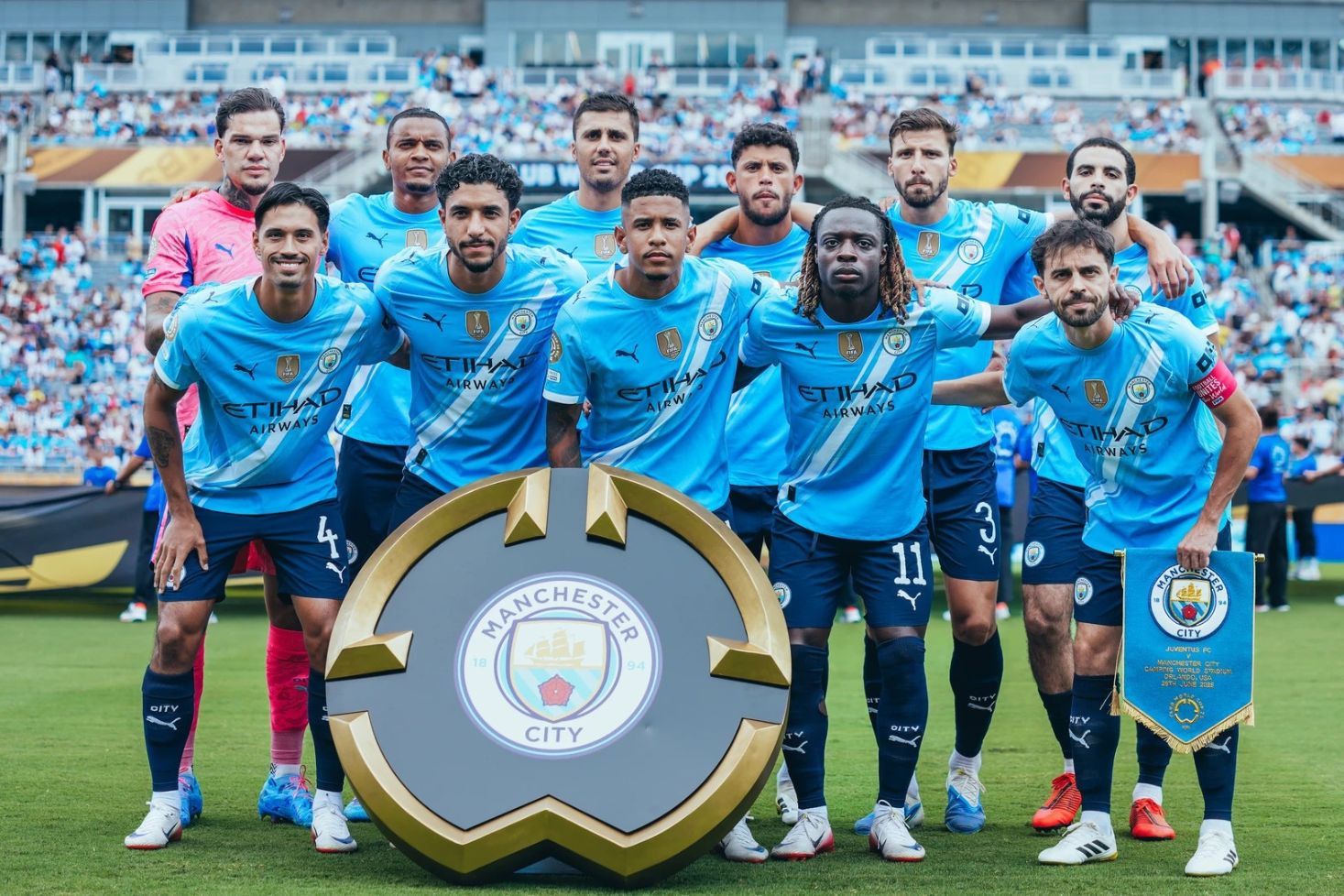 Man City -hyökkääjä siirtyy kilpailijan riveihin