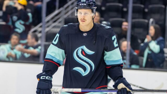 Eeli Tolvanen New York Rangersille