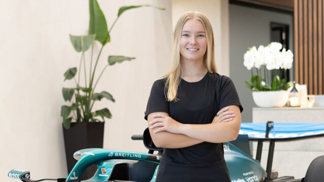 Ella Lähdenmaa huippuvauhdissa formulatesteissä.