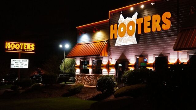 Hooters-elokuva on tekeillä