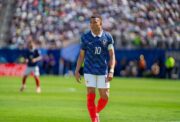 Mbappe puhuu väleistään Viniciukseen