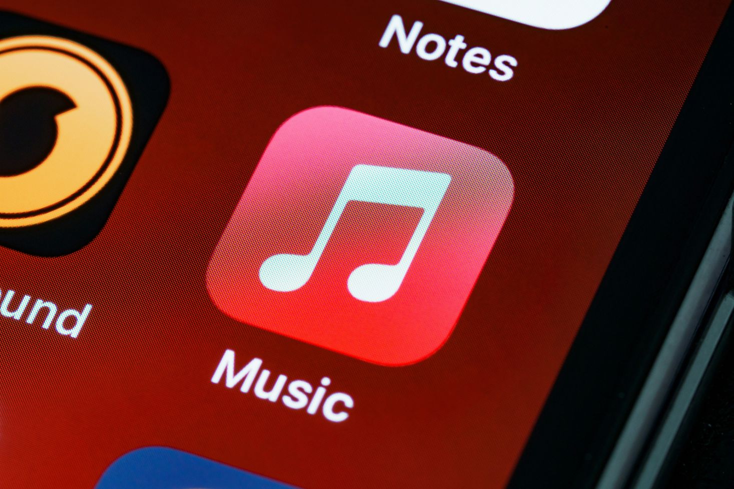 Apple Music vaihtoi logonsa
