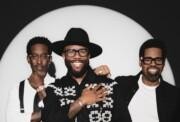Boyz II Men tekee countryalbumin – kolme jäsentä promokuvassa