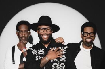 Boyz II Men tekee countryalbumin – kolme jäsentä promokuvassa