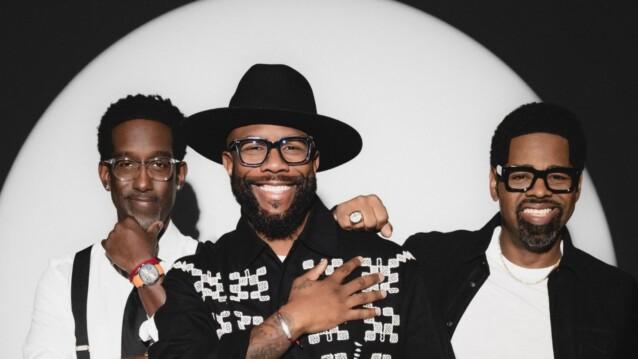 Boyz II Men tekee countryalbumin – kolme jäsentä promokuvassa