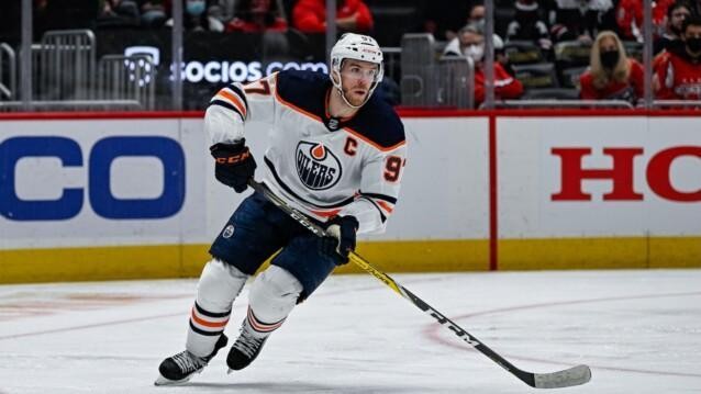 Connor McDavid pelasi NHL-uransa 800. ottelun.
