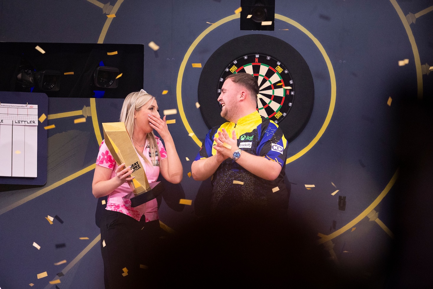 Naisdartsinpelaaja voitti Luke Littlerin.