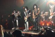 Kiss-dokumentti End of the Road – Kiss lavalla jäähyväiskiertueella Pietarissa