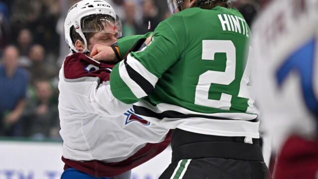 Roope Hintz löi Nathan MacKinnonin naaman verille.