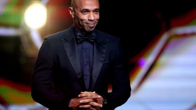 Thierry Henry palkittiin, upea ele.