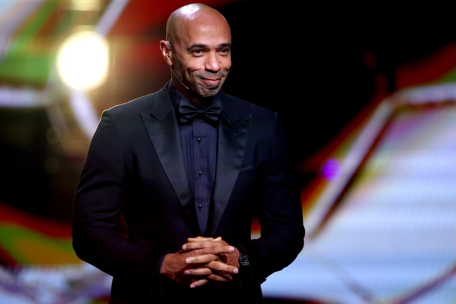 Thierry Henry palkittiin, upea ele.